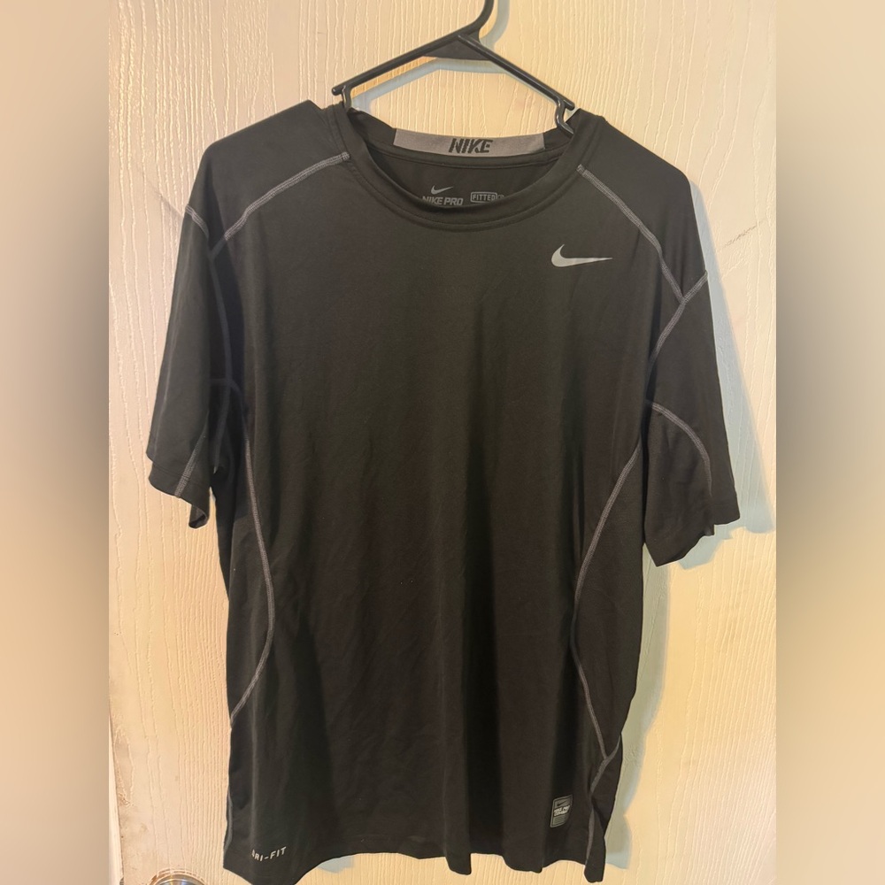 NIKE Pro Combat Dri-Fit Tshirt